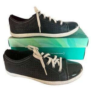 Solesenseability Black Retro Patent Toe Perforated Lace Up Sneakers Womens 8.5 M